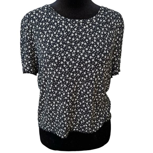 American Eagle Soft & Sexy women’s T-shirt size XL black white floral print - Picture 1 of 7